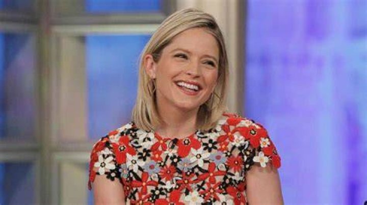 BlogPaper | Sara Haines - Age, Family, Bio